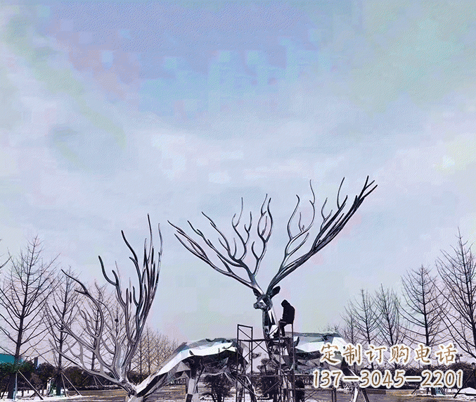 重庆大型鹿群不锈钢雕塑