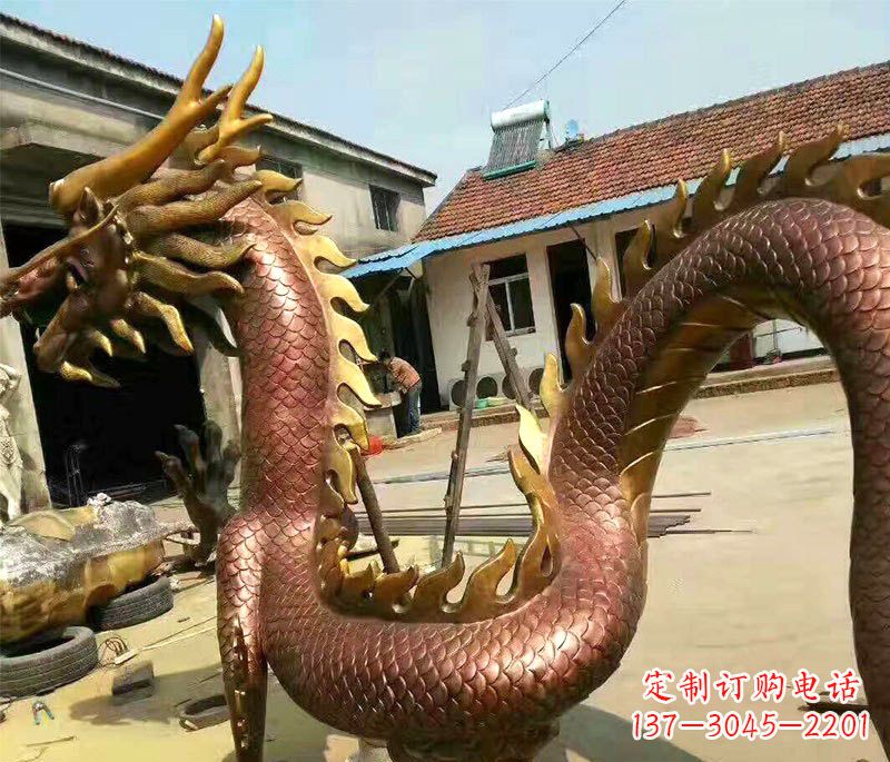 重庆古典精致巨龙铜雕