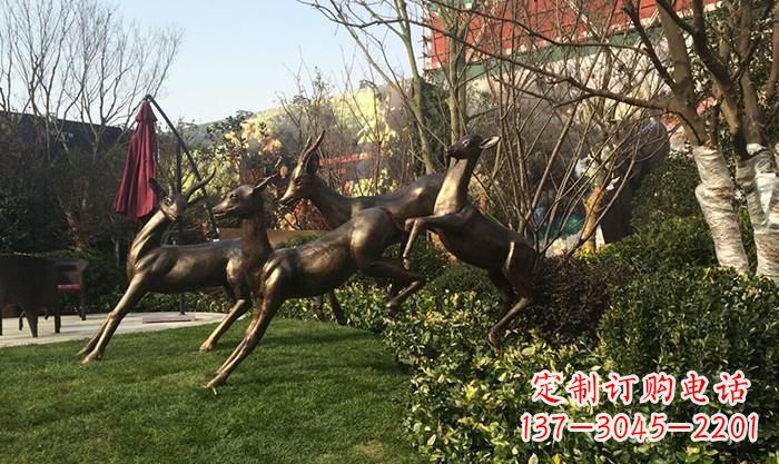 重庆奔跑的小鹿铜雕