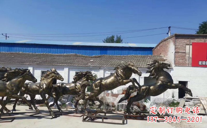 重庆“马儿风采”精美铜雕