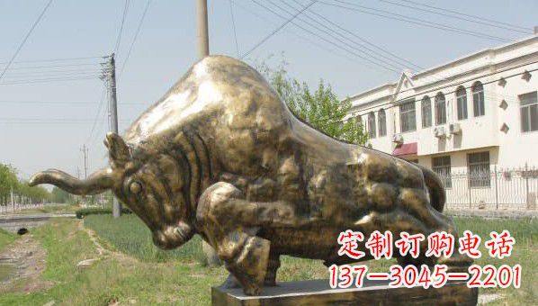 重庆标志性黄铜斗牛