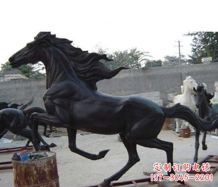 重庆马铜雕塑,让你的别墅景观更加生动