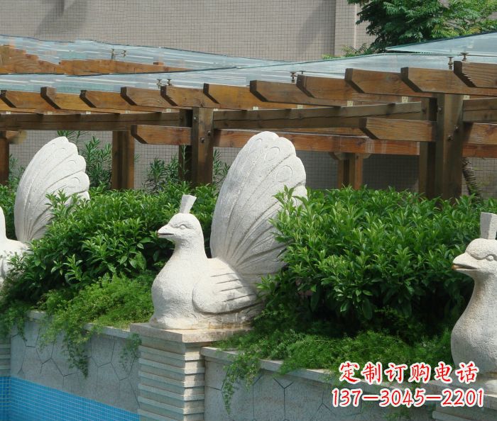 重庆别墅景观孔雀喷泉石雕