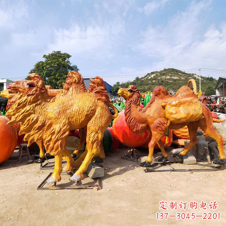 重庆玻璃钢彩绘仿真骆驼雕塑艺术之美的完美呈现