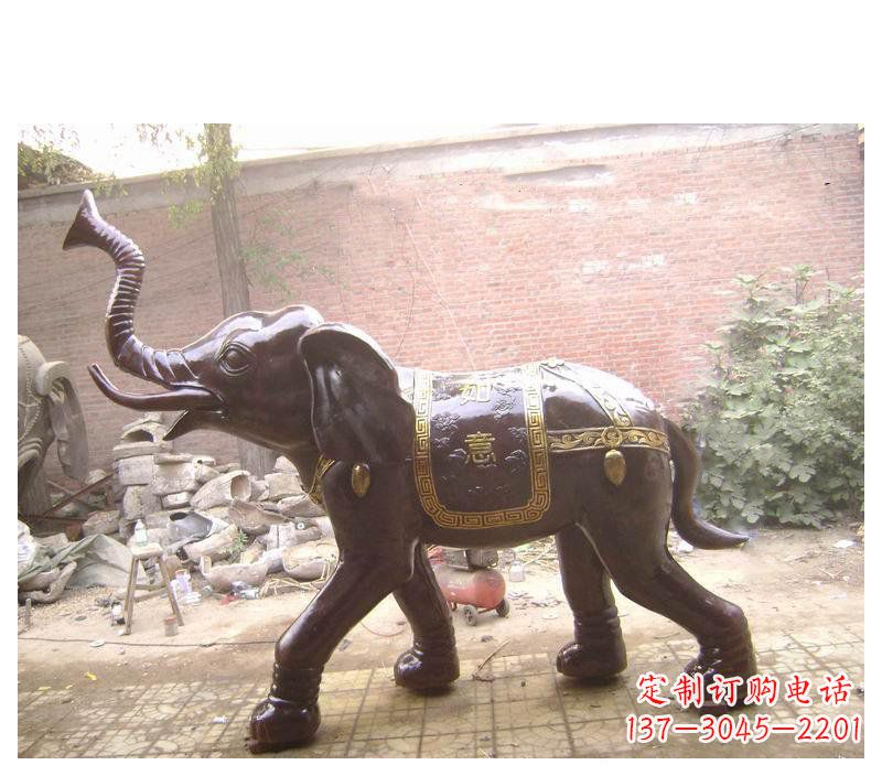 重庆玻璃钢大象雕塑