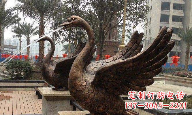 重庆天鹅雕塑美丽的视觉盛宴
