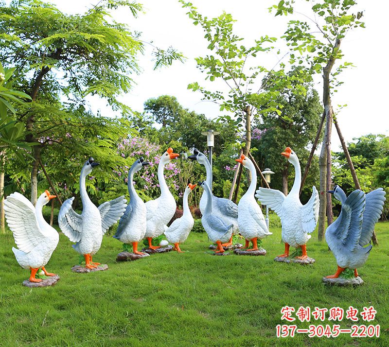 重庆玻璃钢雕刻的精美鹅
