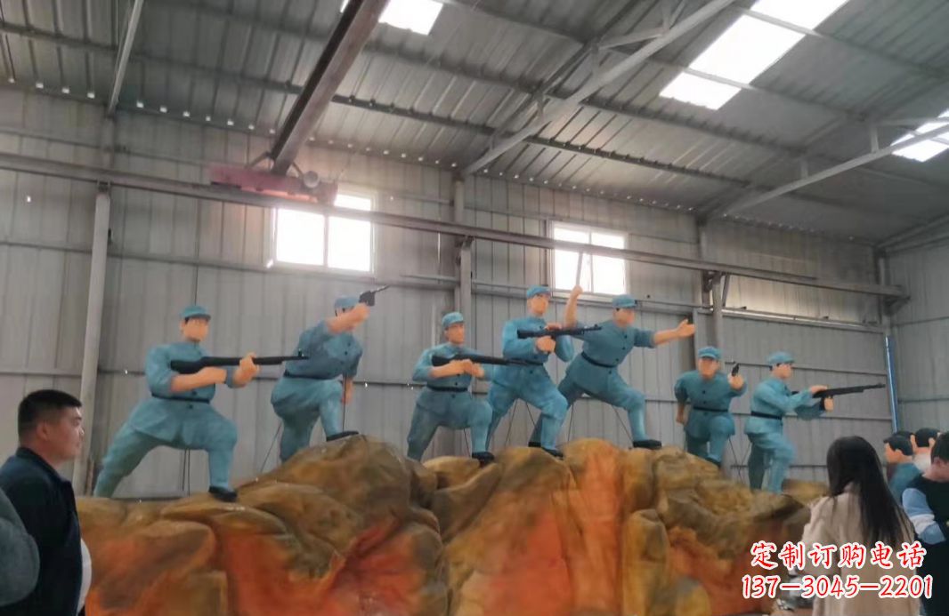重庆英雄雕塑玻璃钢仿真抗战人物景观雕塑