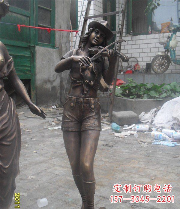重庆美丽的玻璃钢女性雕塑