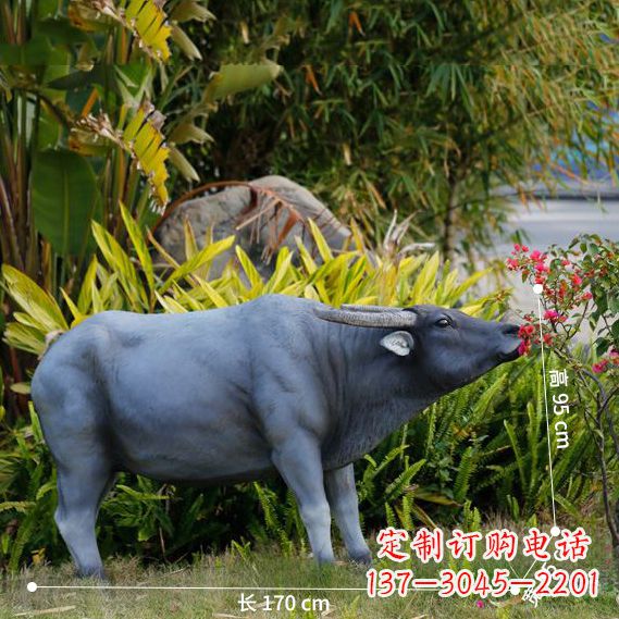 重庆玻璃钢水牛雕塑——象征力量的艺术作品