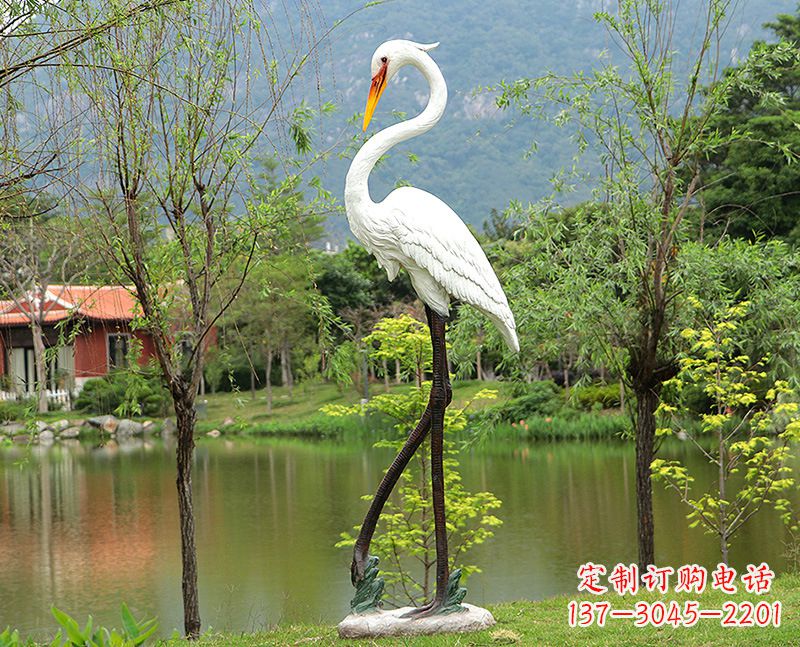 重庆玻璃钢仙鹤雕塑价格
