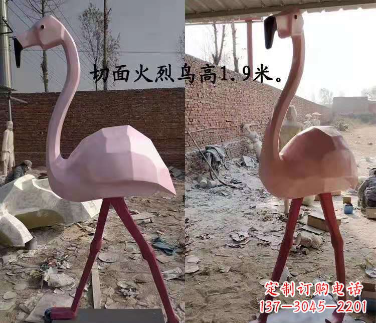 重庆玻璃钢仙鹤雕塑——灵动的艺术美学