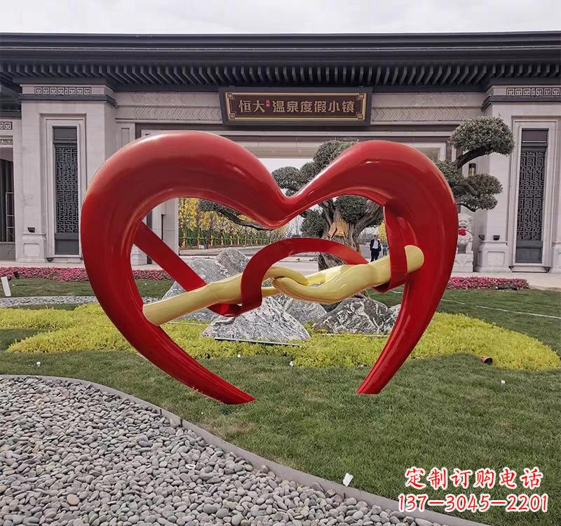重庆不锈钢爱心字母雕塑