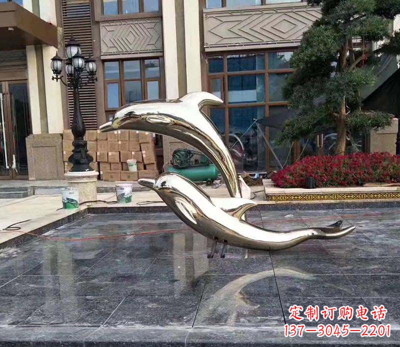 重庆不锈钢海豚雕塑——美丽的艺术礼物