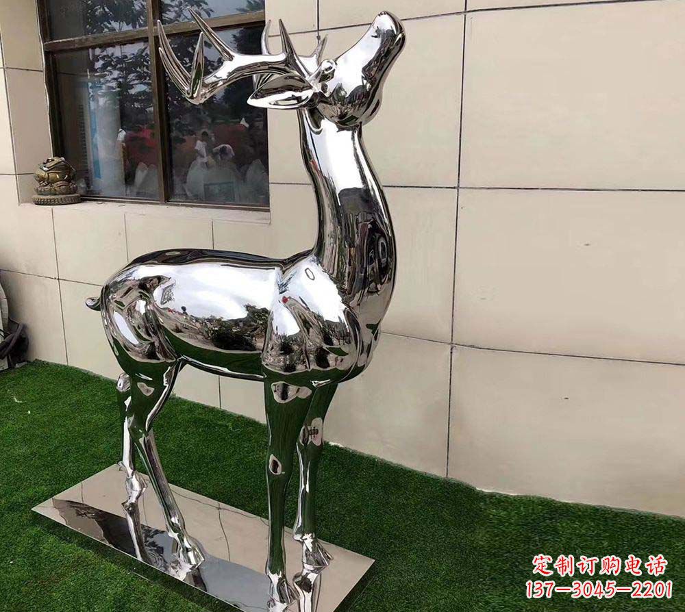 重庆不锈钢别墅镜面小鹿雕塑
