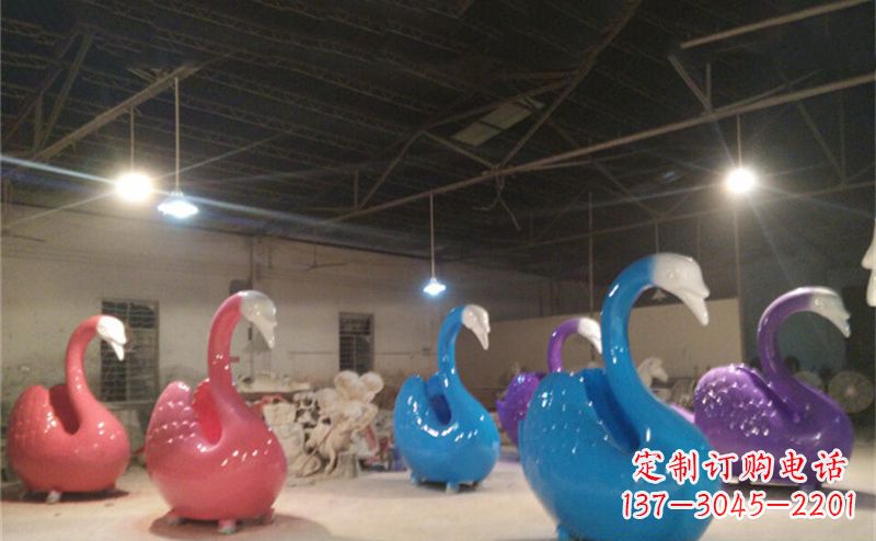 重庆不锈钢彩色天鹅——精美的动物雕塑