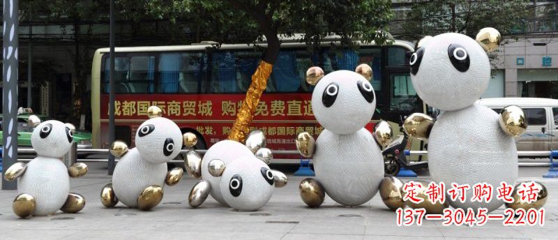 重庆不锈钢城市抽象熊猫雕塑