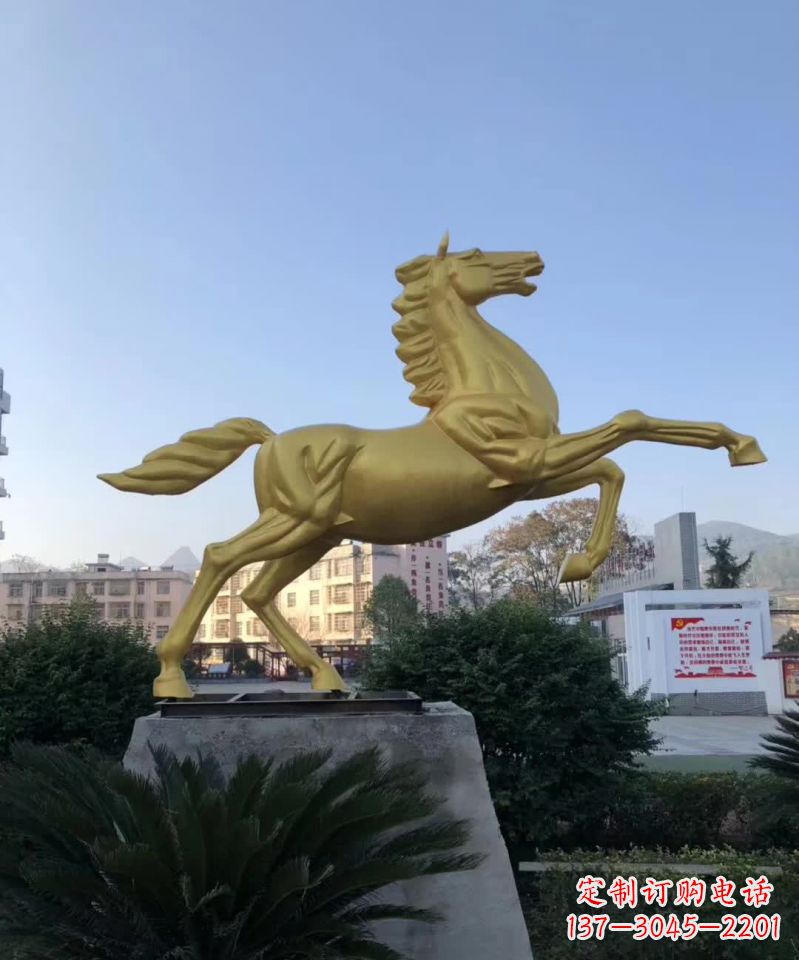 重庆不锈钢城市广场飞马雕塑
