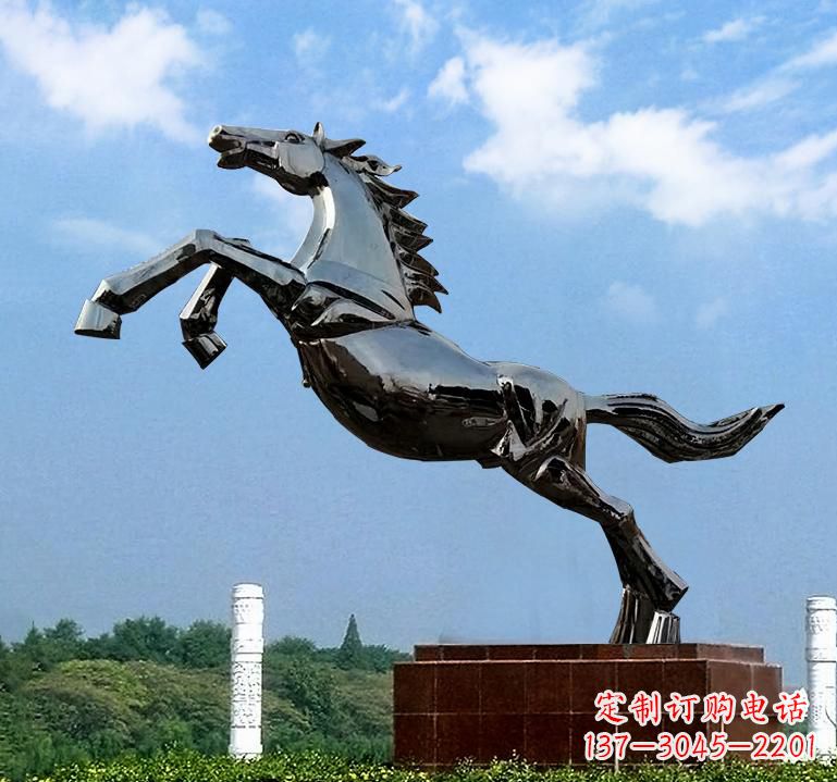 重庆不锈钢城市艺术奔马雕塑精美的艺术之作