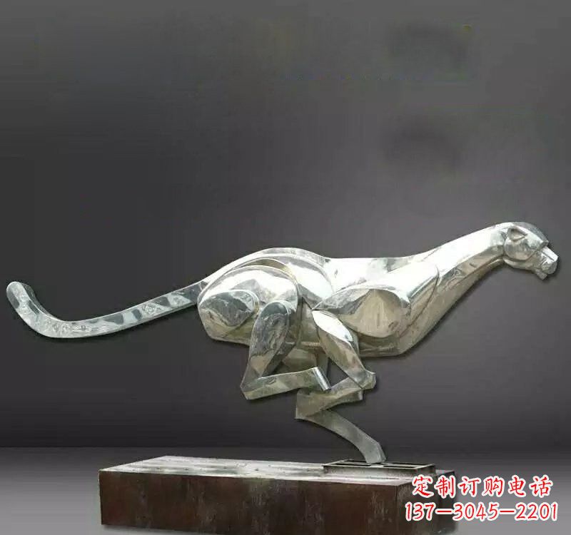 重庆不锈钢豹子雕塑一种精美的雕塑艺术