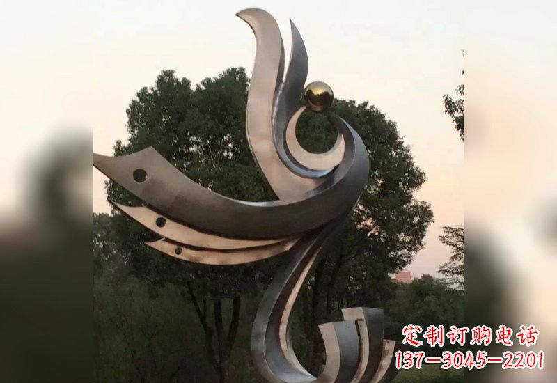 重庆不锈钢凤凰雕塑象征着活力与美丽
