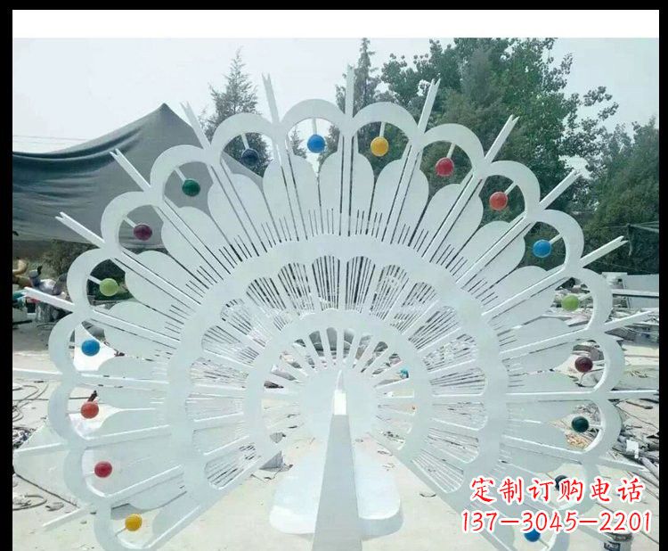 重庆精美不锈钢孔雀雕塑