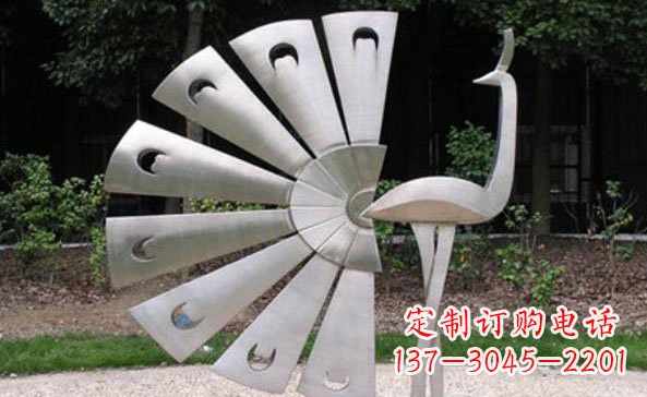 重庆不锈钢孔雀雕塑美丽而持久