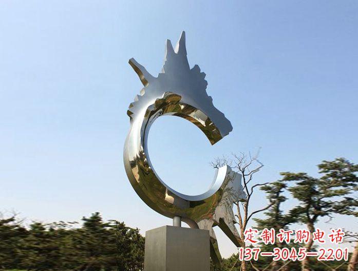 重庆不锈钢抽象龙头雕塑