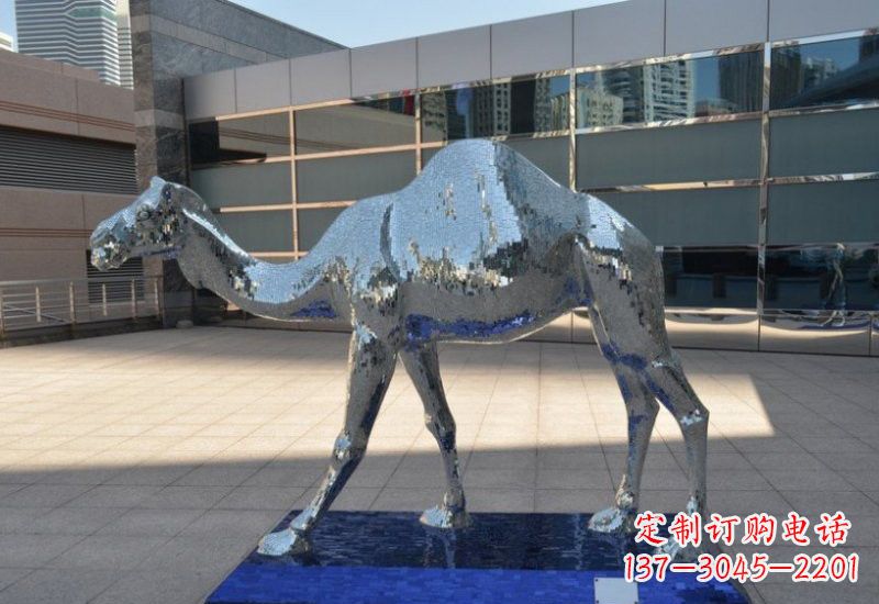 重庆不锈钢骆驼雕塑