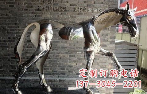 重庆不锈钢马雕塑精美而又具有象征意义