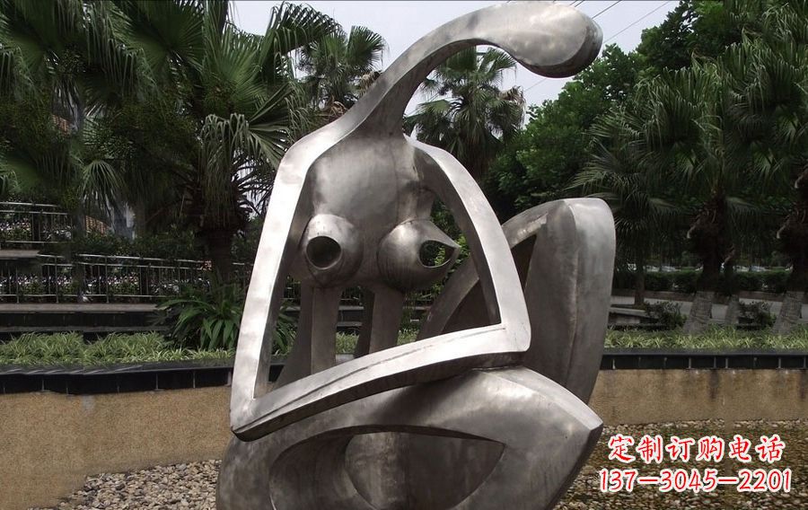重庆青春靓丽不锈钢美女人物雕塑