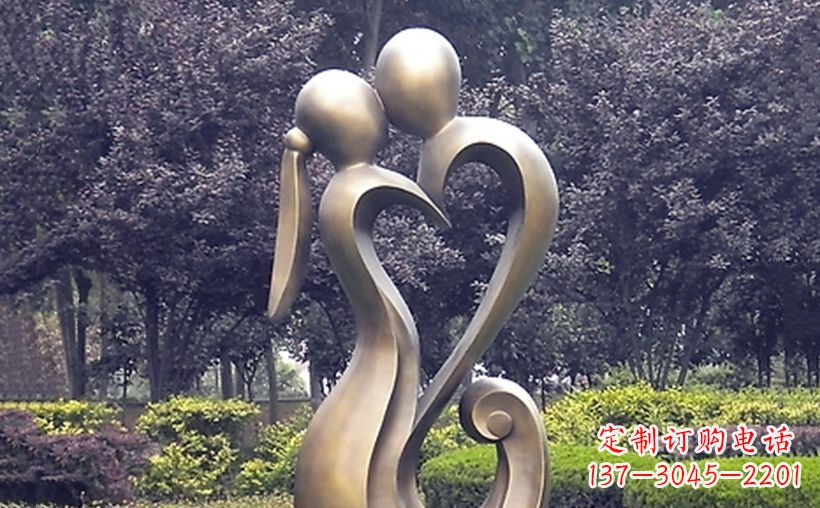 重庆不锈钢情侣雕塑浪漫的永恒