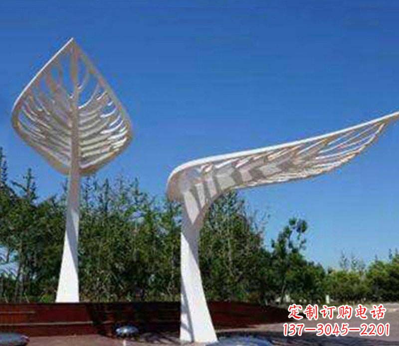 重庆精美不锈钢树叶雕塑