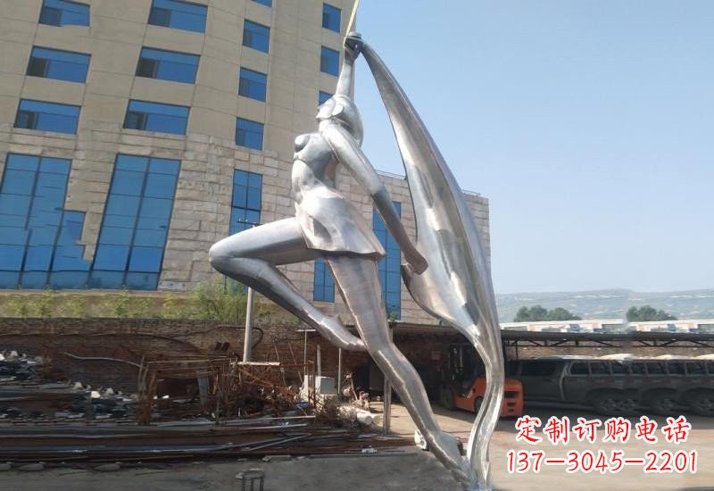 重庆不锈钢女孩雕塑