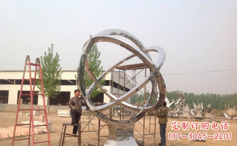 重庆不锈钢抽象圆环雕塑。