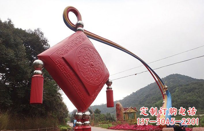 重庆精美不锈钢拱门雕塑