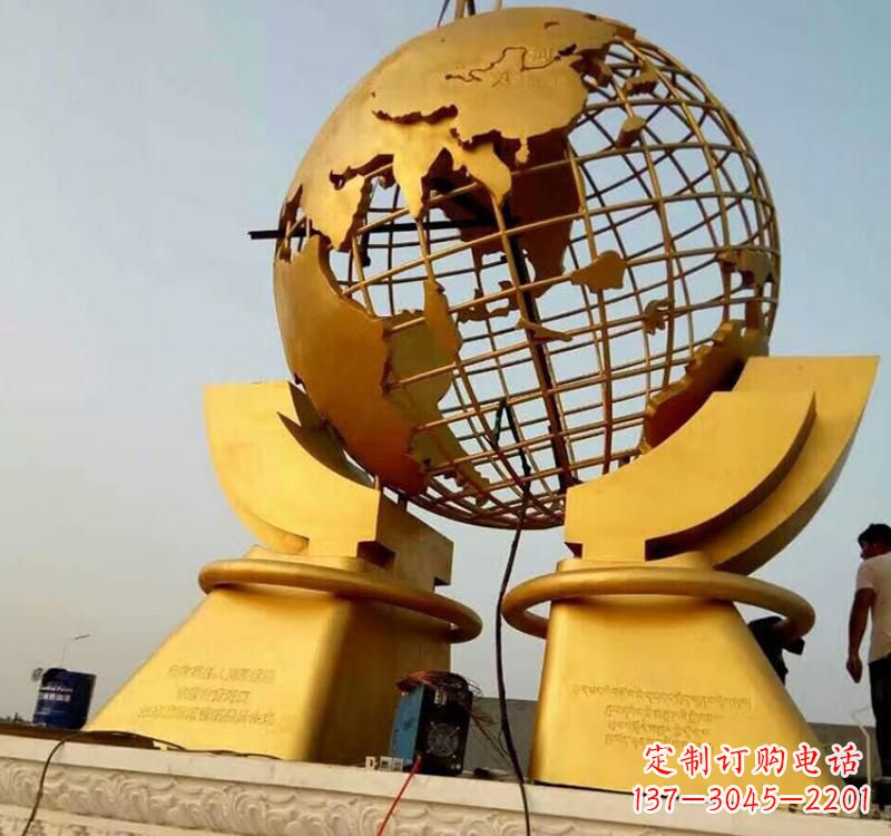 重庆不锈钢地球仪镂空雕塑以艺术展示地球的美