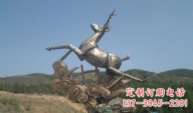 重庆不锈钢动物雕塑——飞奔的鹿
