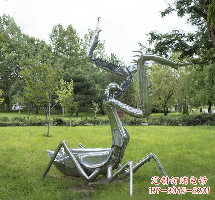 重庆不锈钢螳螂雕塑精雕细琢的艺术瑰宝
