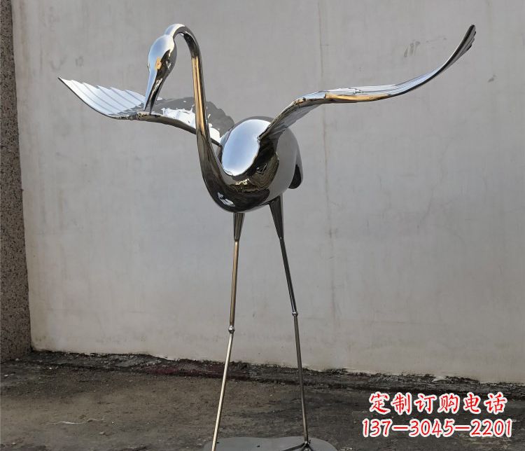 重庆不锈钢锻造的丹顶鹤雕塑