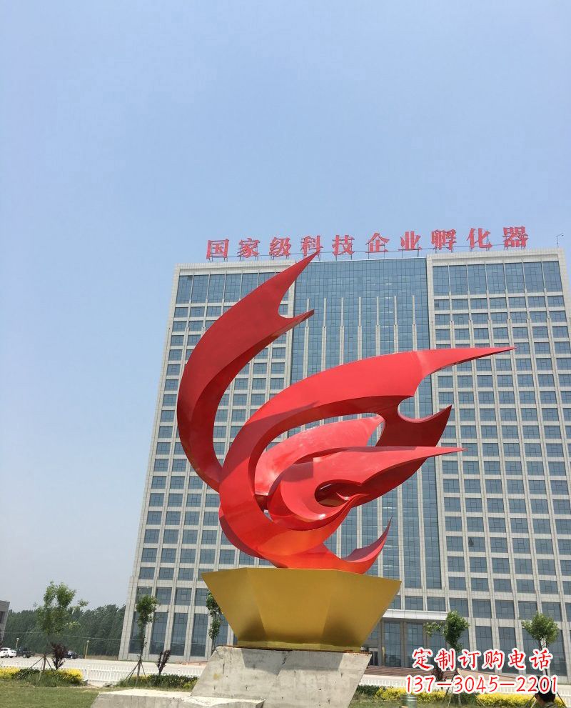 重庆不锈钢凤凰雕塑一种具有传统文化内涵的艺术品