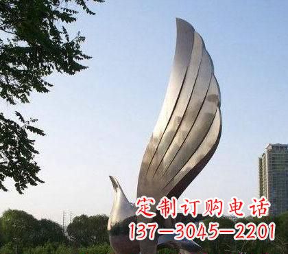 重庆不锈钢鸽子雕塑美丽的象征