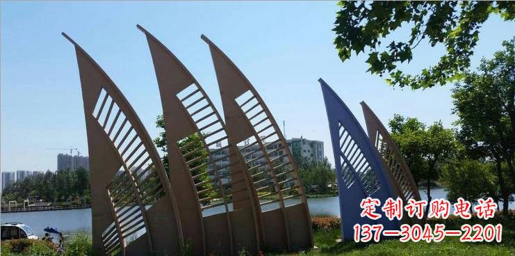 重庆不锈钢公园的船帆雕塑