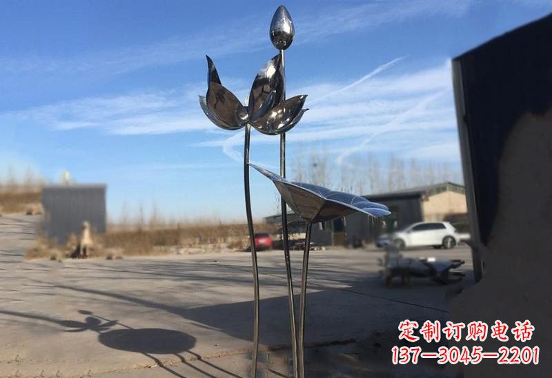 重庆不锈钢荷花雕塑精美的艺术瑰宝