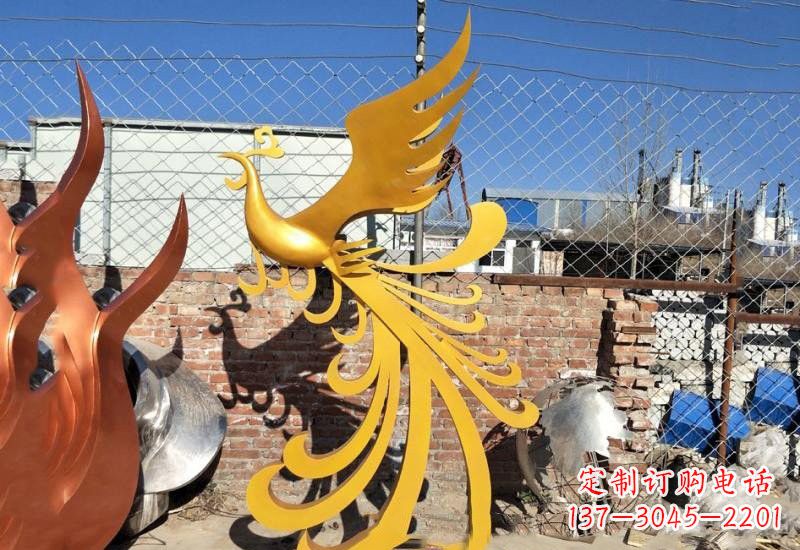 重庆不锈钢凤凰雕塑——灿烂金色给予城市温暖