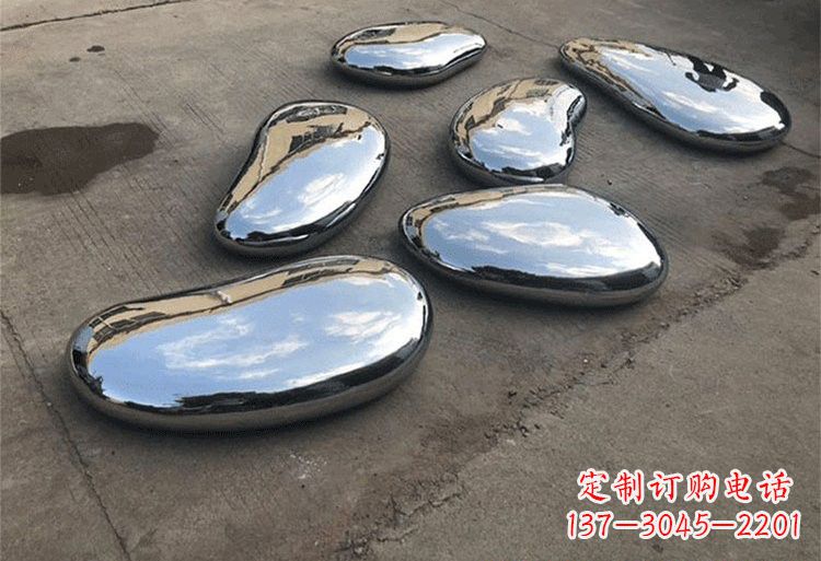 重庆不锈钢水滴雕塑让公园更加美丽