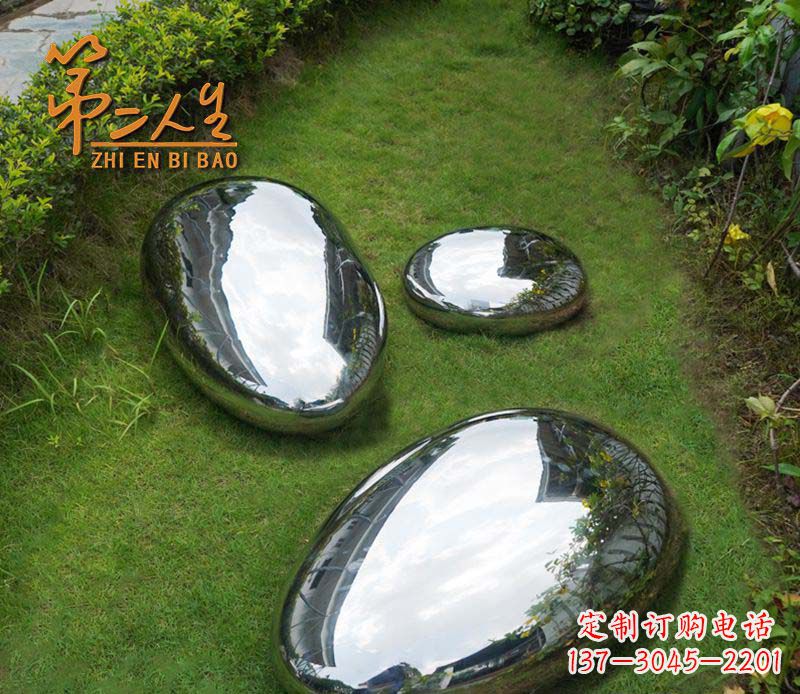 重庆不锈钢公园的水滴雕塑构筑流动的美