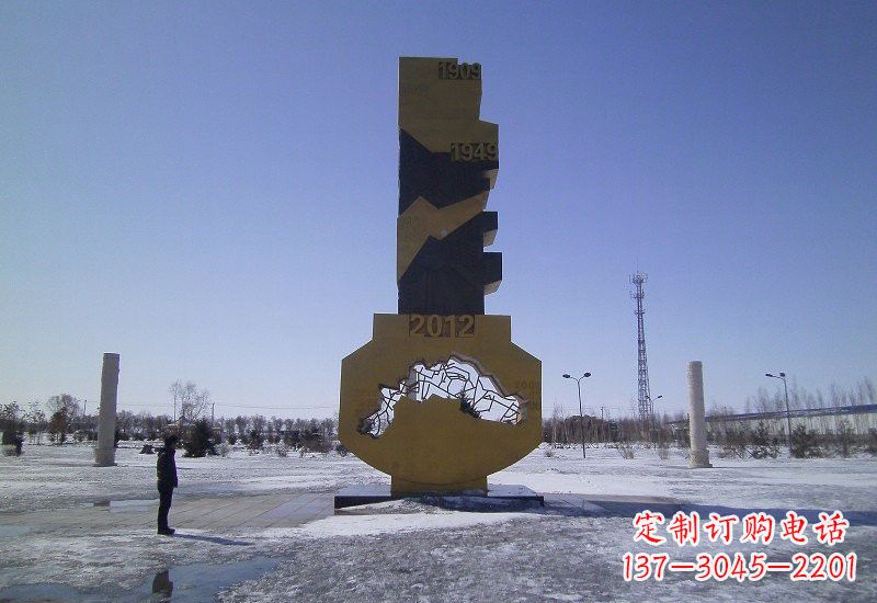 重庆不锈钢钥匙雕塑精致且具有象征意义