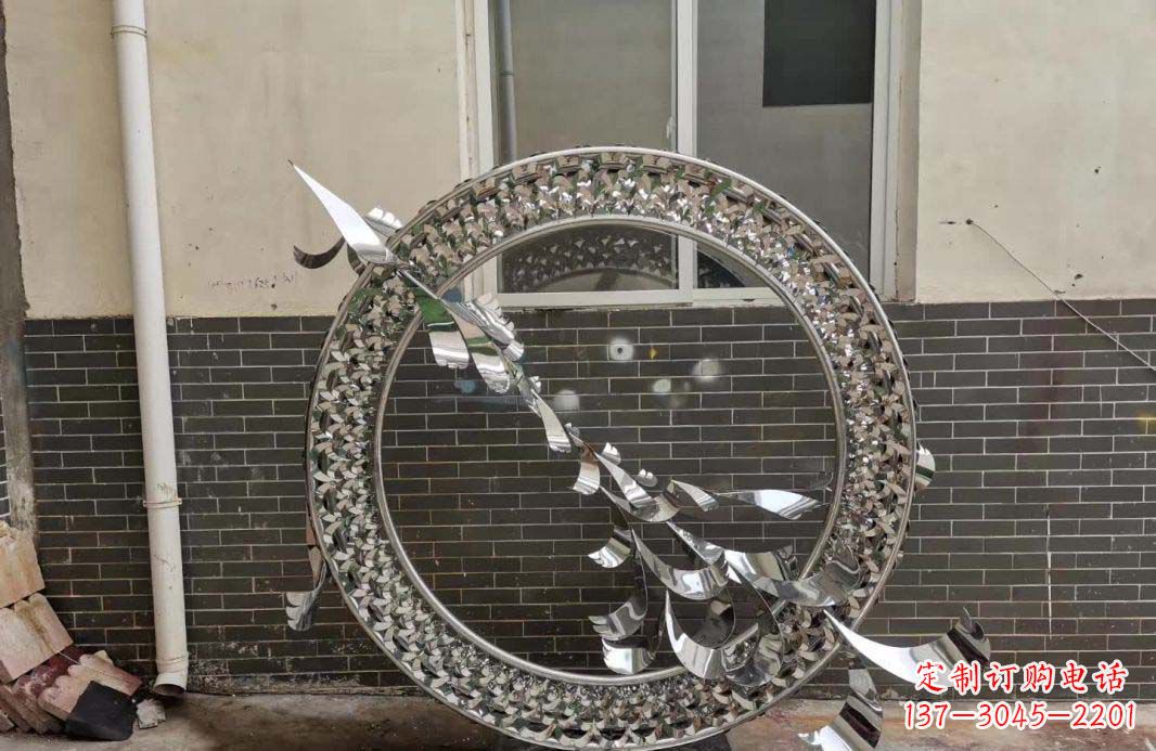 重庆不锈钢广场飞鸽圆环雕塑