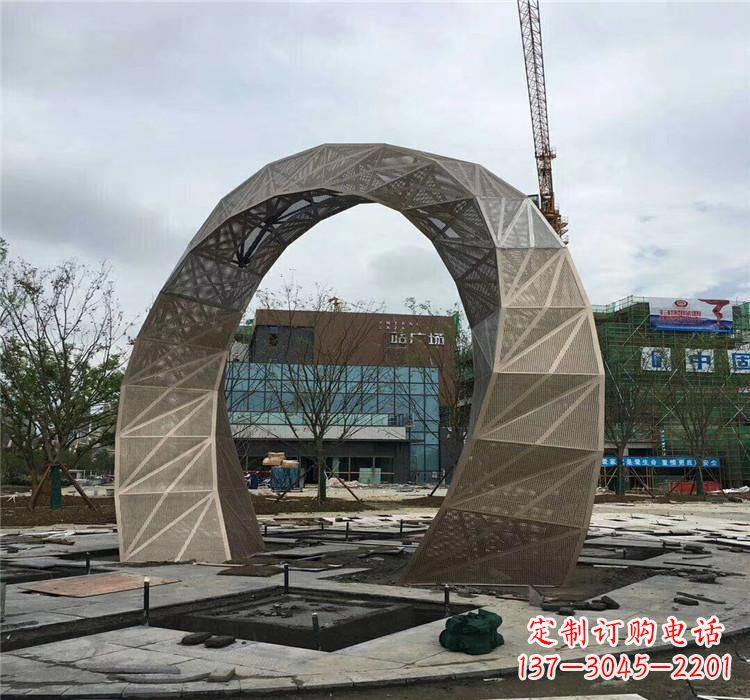 重庆不锈钢拱门雕塑精美外观,古典气息